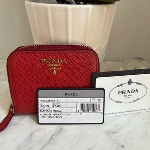 Authentic PRADA Saffiano Zippy Coin Wallet